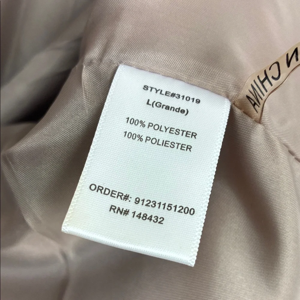 Bajee Collection Jacket - Picture 5 of 6